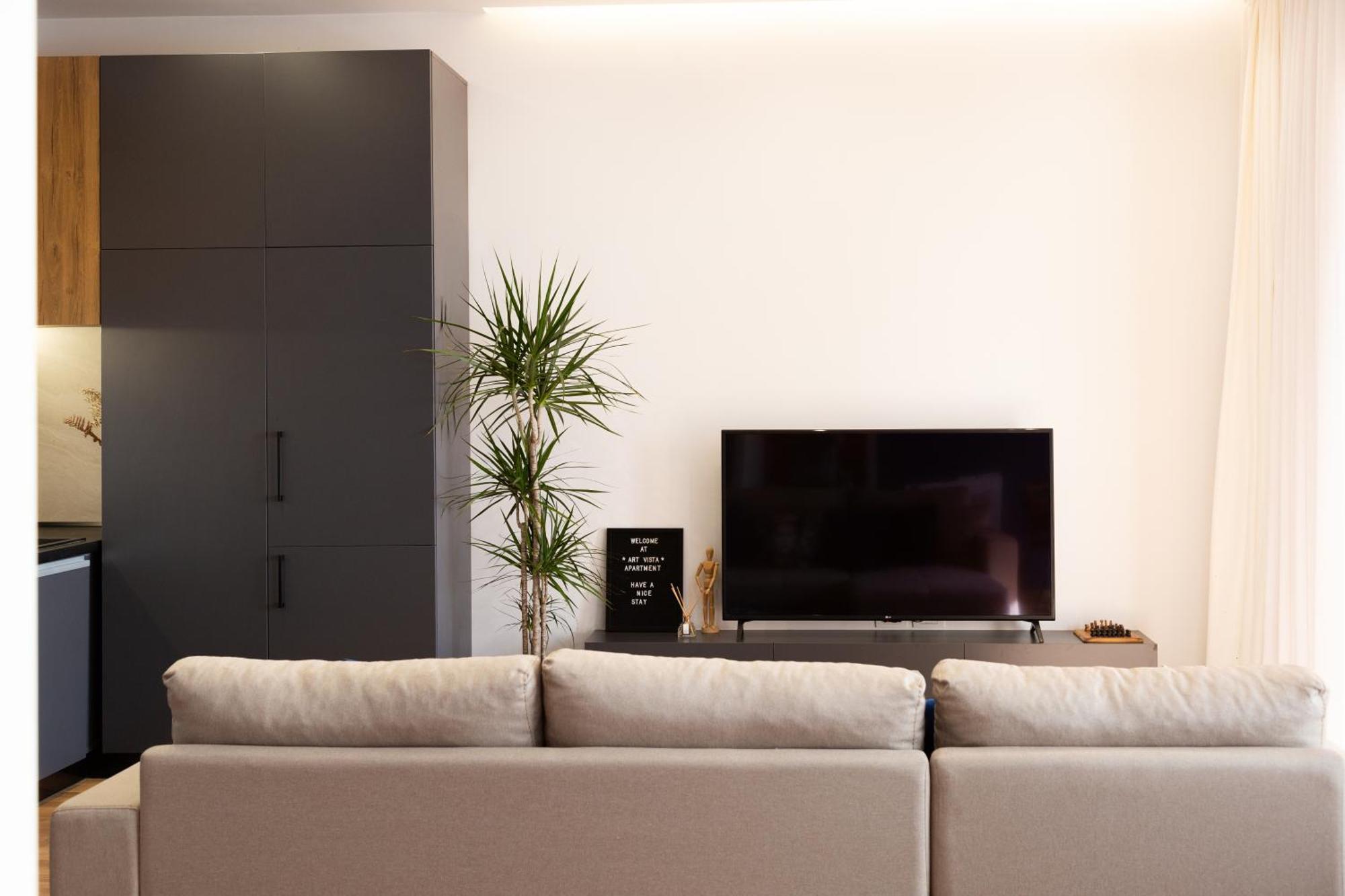 Art Vista Apartment Тирана Экстерьер фото