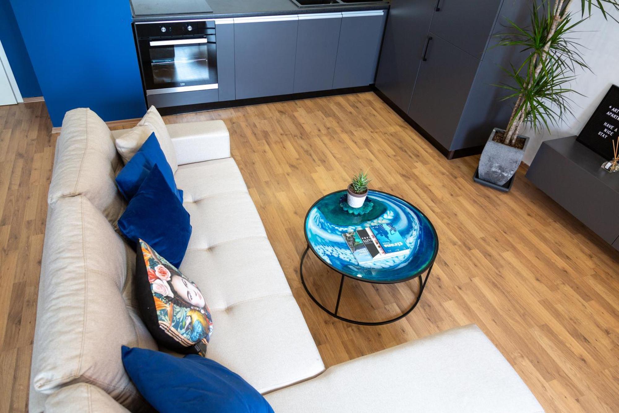 Art Vista Apartment Тирана Экстерьер фото