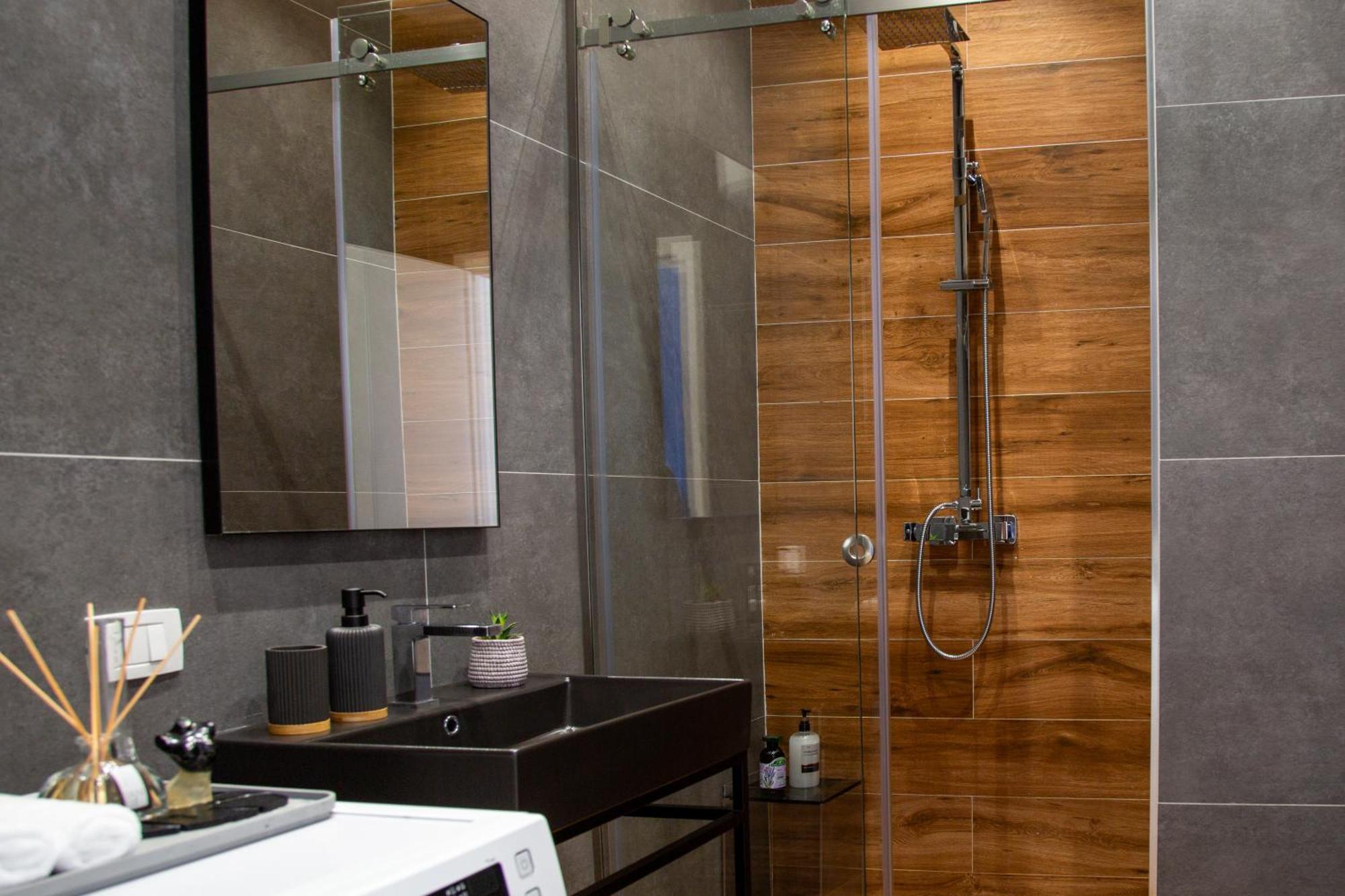 Art Vista Apartment Тирана Экстерьер фото