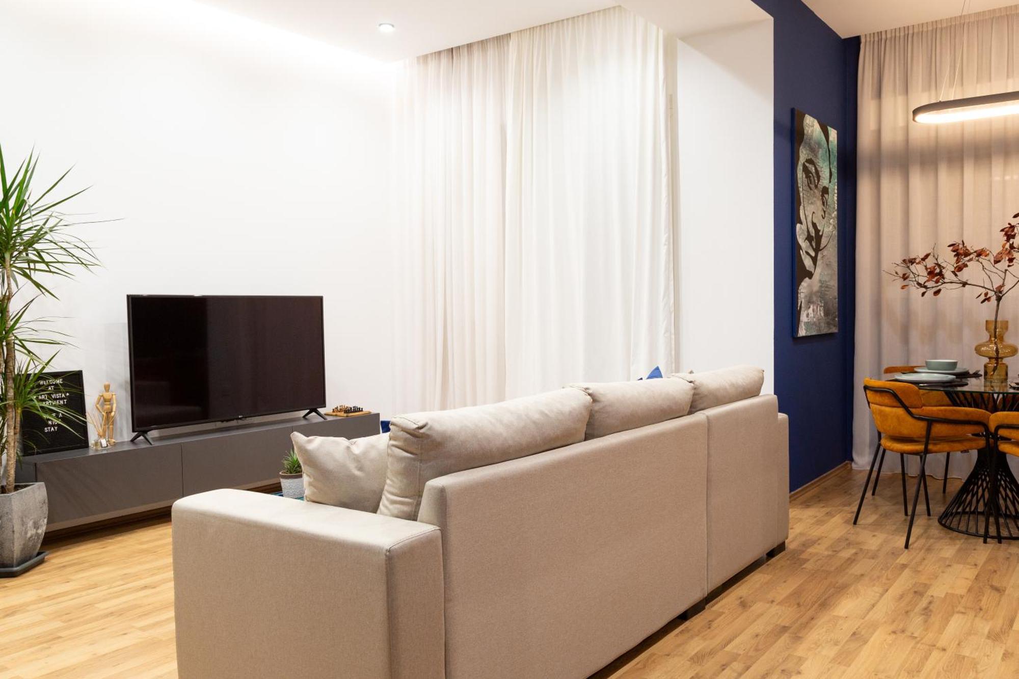 Art Vista Apartment Тирана Экстерьер фото