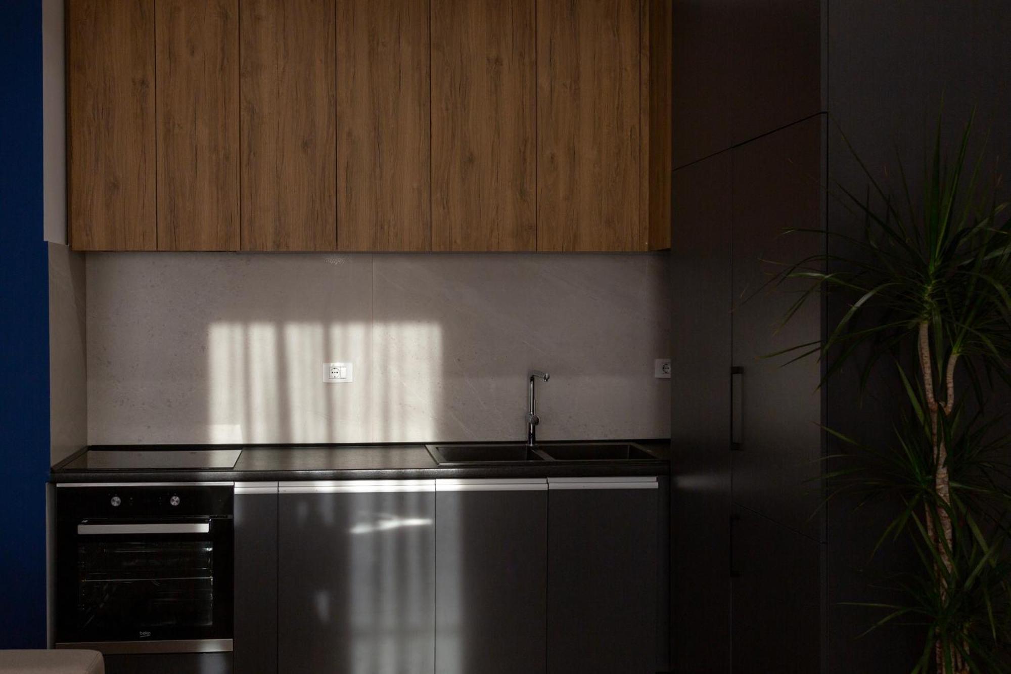 Art Vista Apartment Тирана Экстерьер фото